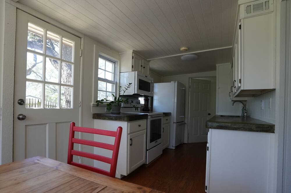Photo of Kitchen in Hennig Heights