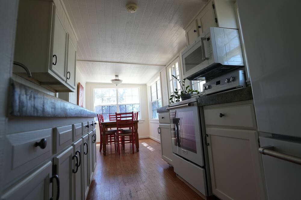 Photo of Kitchen in Hennig Heights