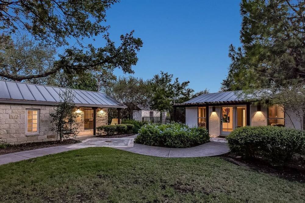Photo of Outdoor in Hennig Heights