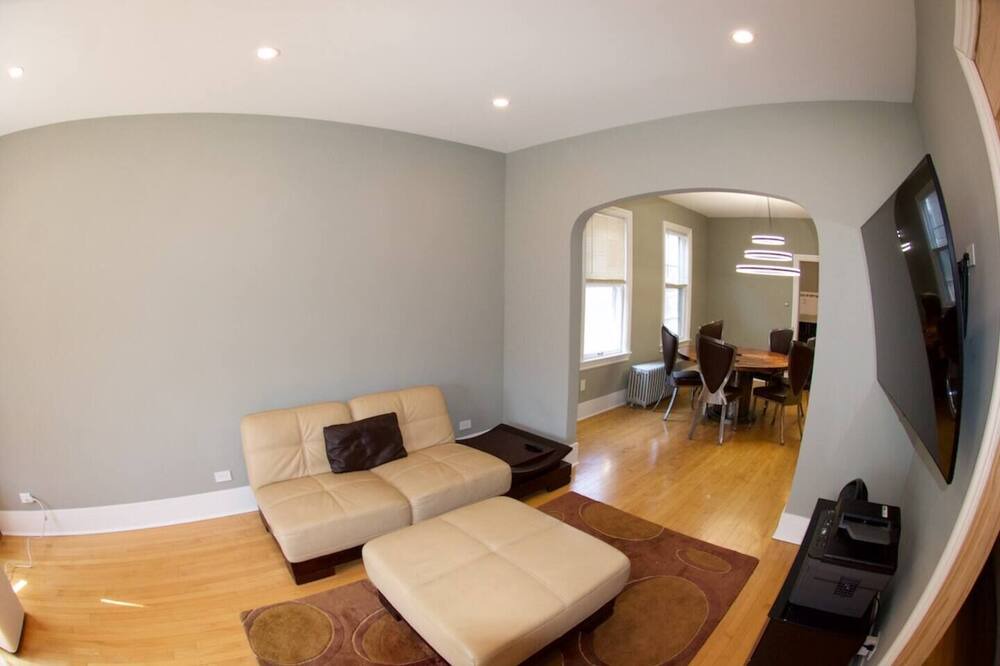 Photo of Livingroom in Forest Park