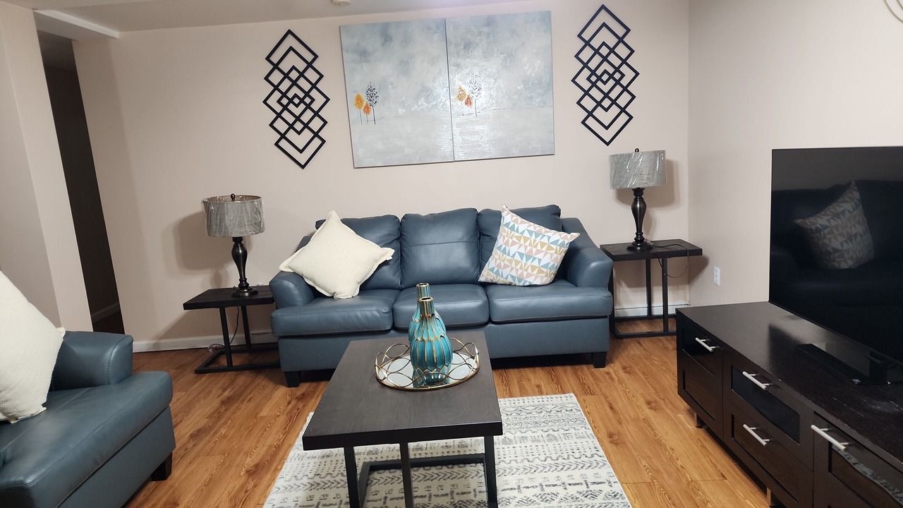 Photo of Livingroom in Port Richmond