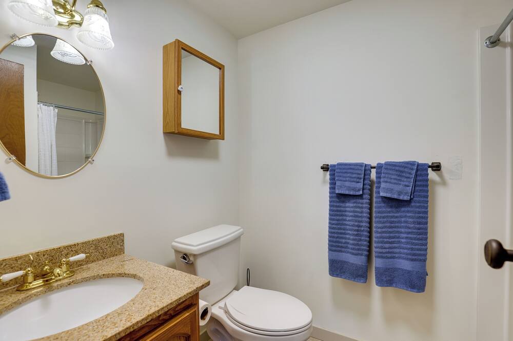 Photo of Bathroom in Town of Torrey