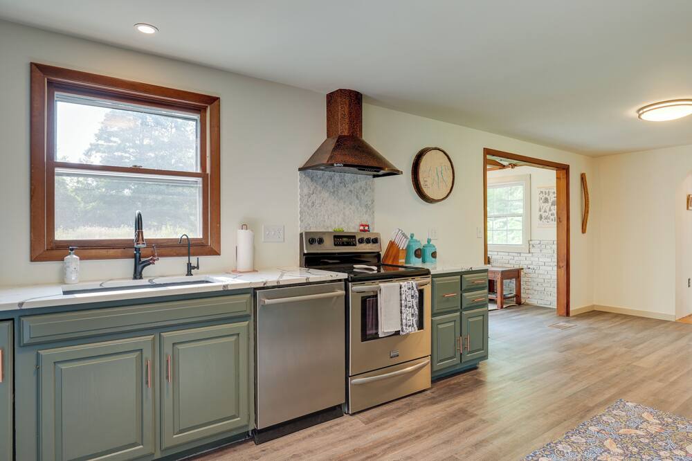 Photo of Kitchen in Town of Torrey