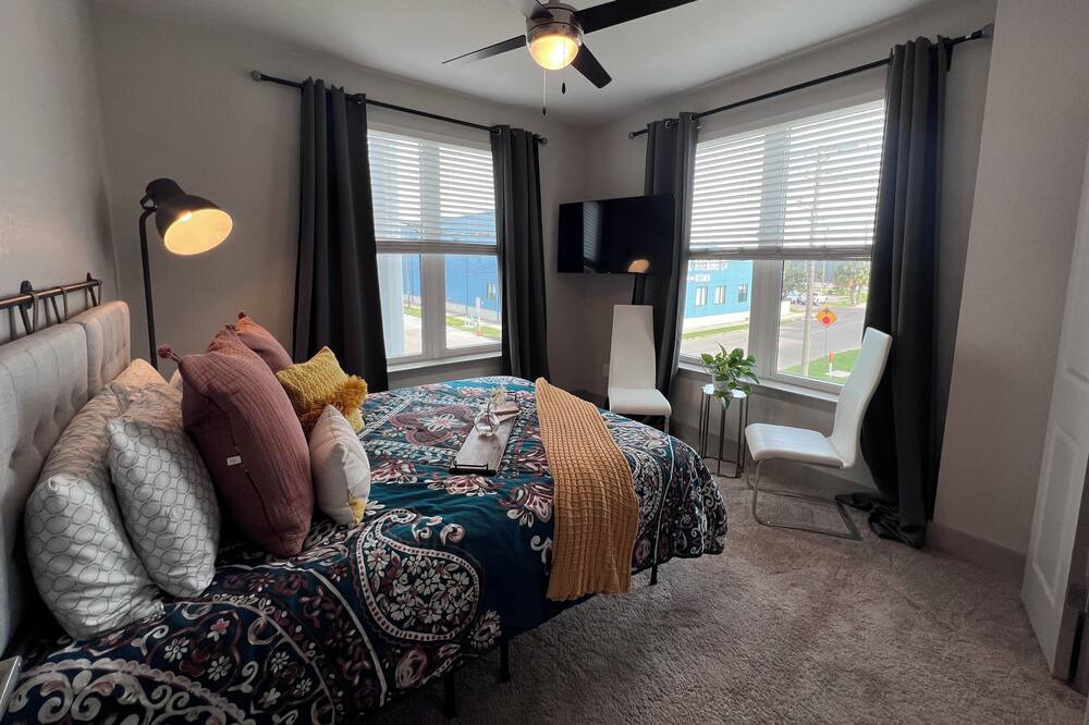 Photo of Bedroom in East Ybor