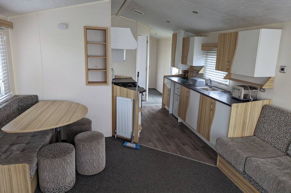 Photo of Others in Cayton Bay