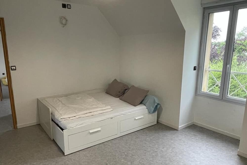 Photo of Others in Ury