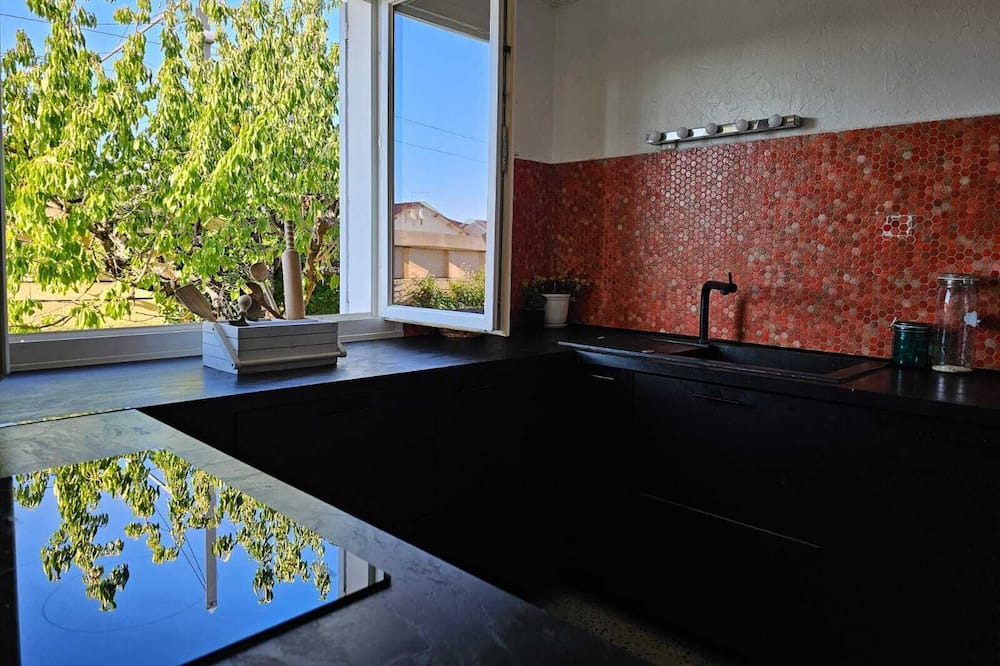 Photo of Kitchen in Meyzieu