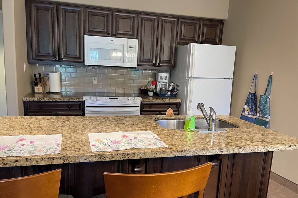 Photo of Kitchen in Oro-Medonte
