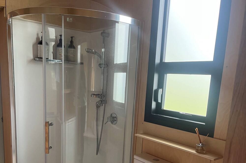 Photo of Bathroom in Aongatete