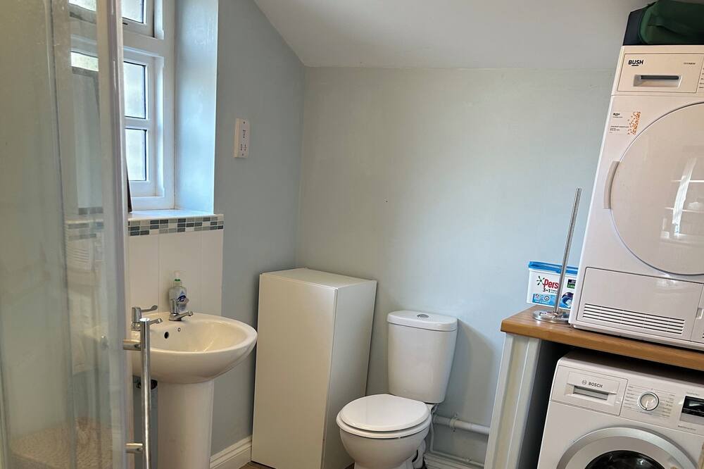 Photo of Bathroom in Totnes