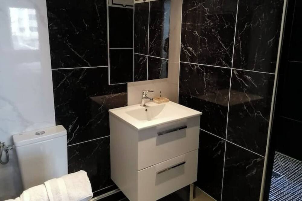 Photo of Bathroom in Marengo - Jolimont