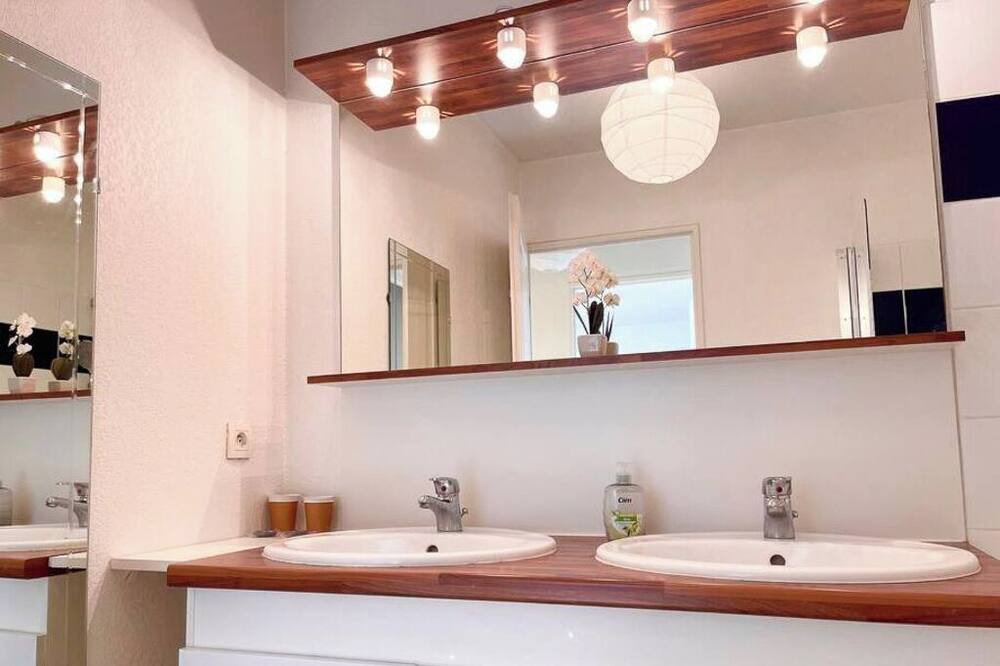 Photo of Bathroom in Eysines