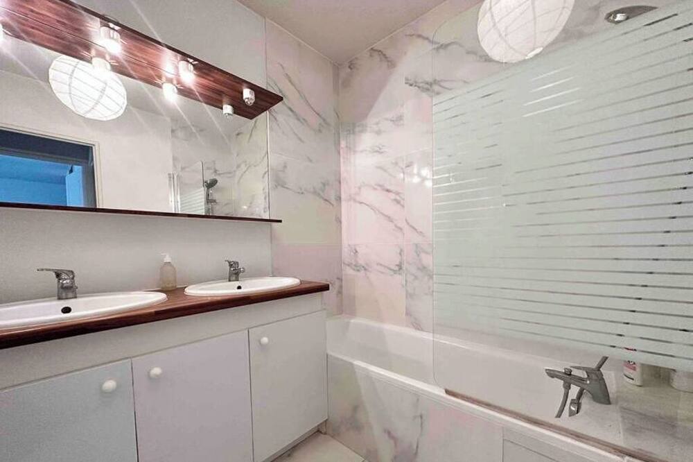Photo of Bathroom in Eysines
