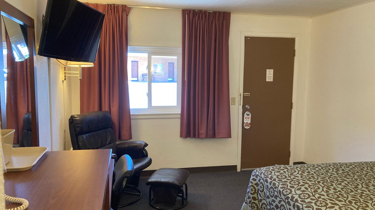 Photo of Bedroom in Hot Springs