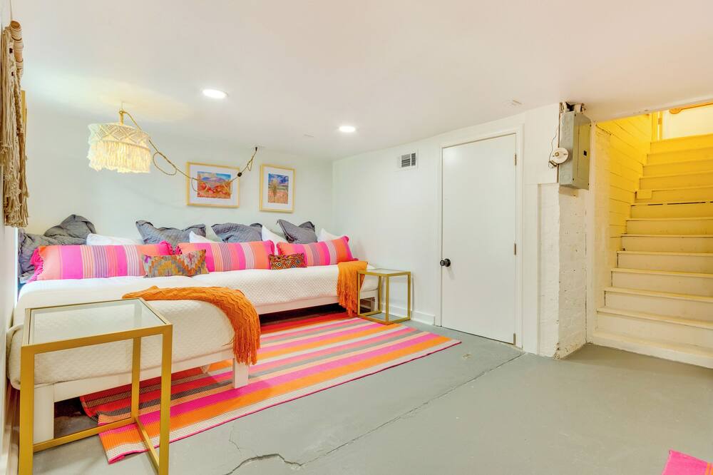 Photo of Bedroom in East of Broadway
