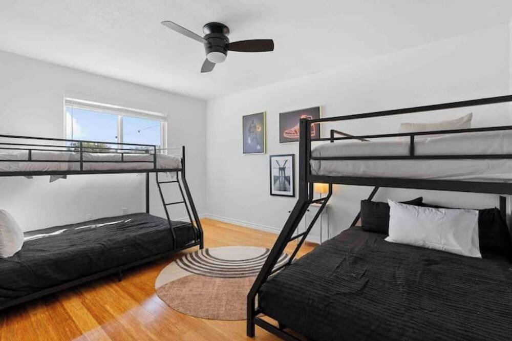 Photo of Bedroom in Cherry Creek