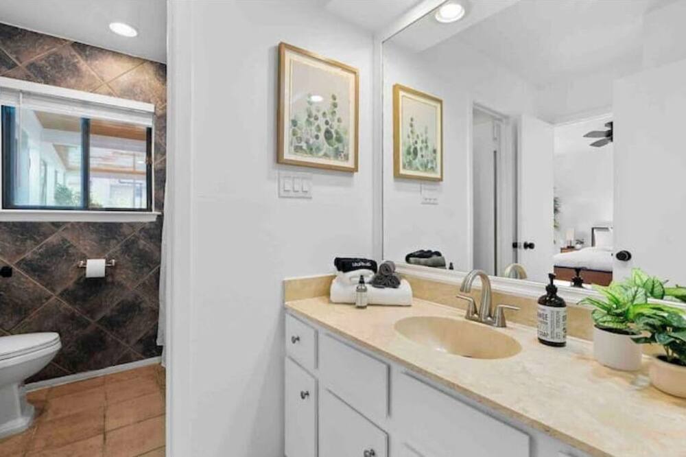 Photo of Bathroom in Cherry Creek