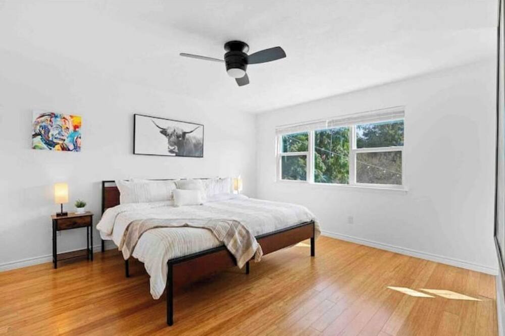 Photo of Bedroom in Cherry Creek