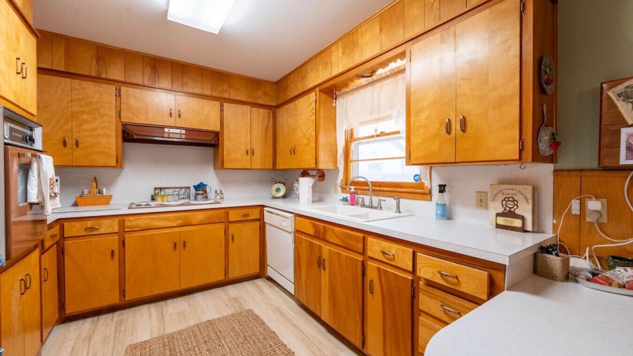 Photo of Kitchen in Slaton