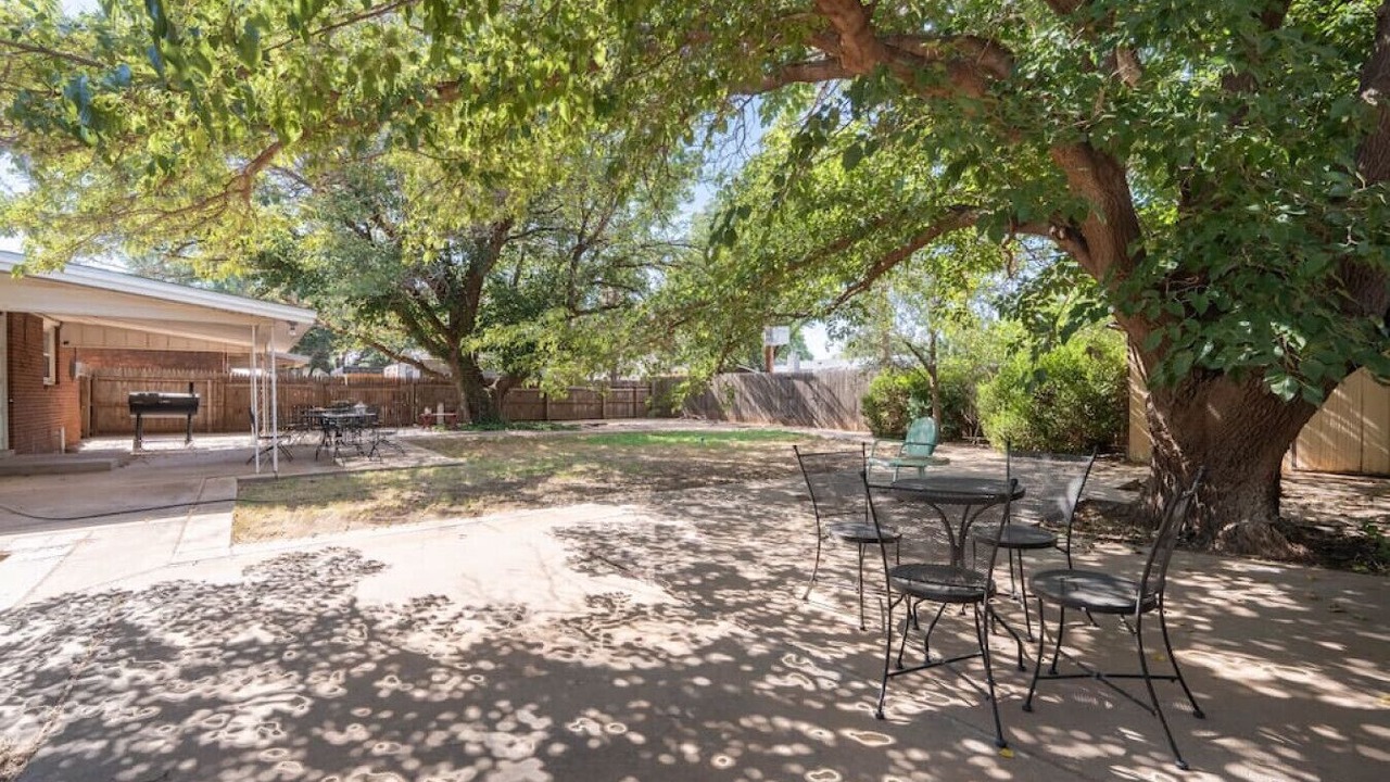 Photo of Outdoor in Slaton