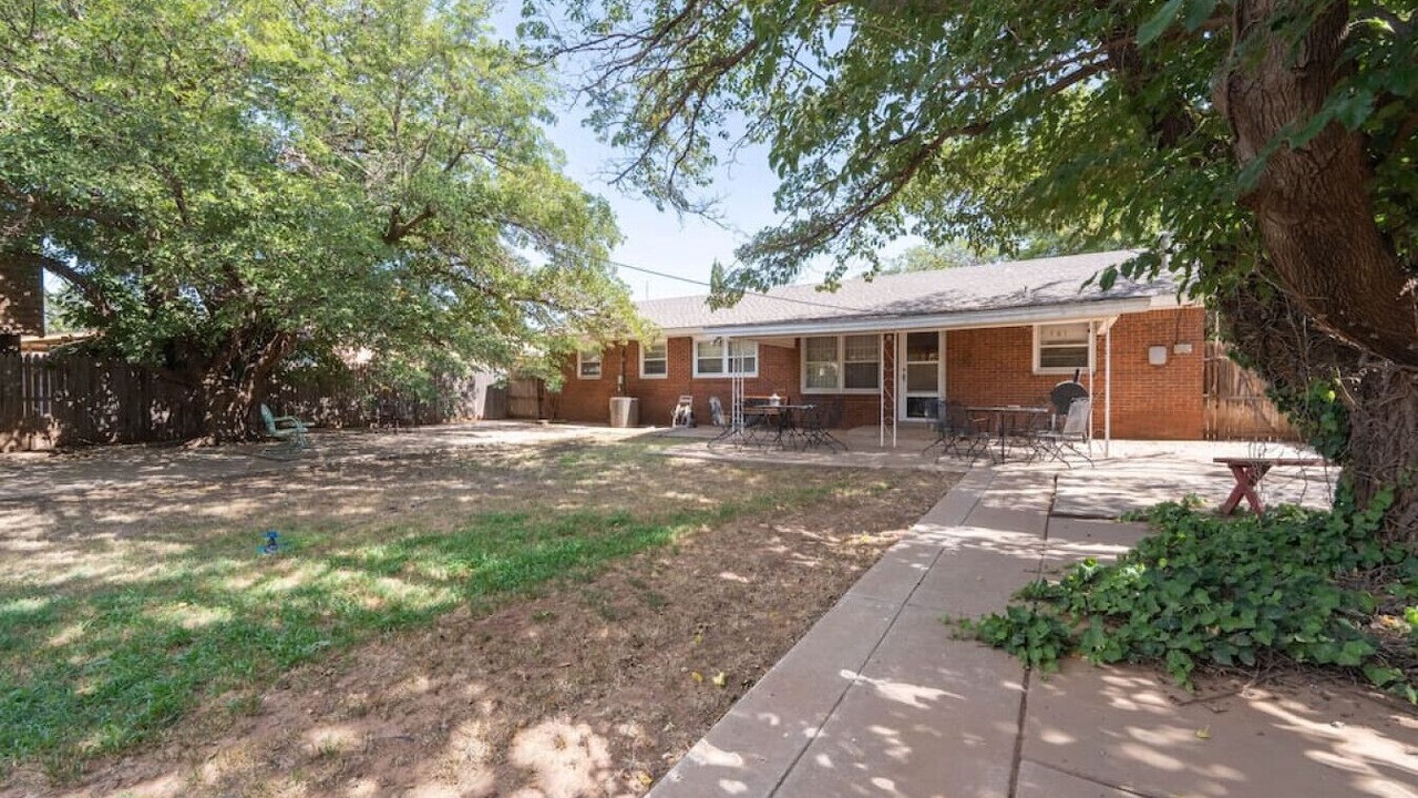 Photo of Outdoor in Slaton