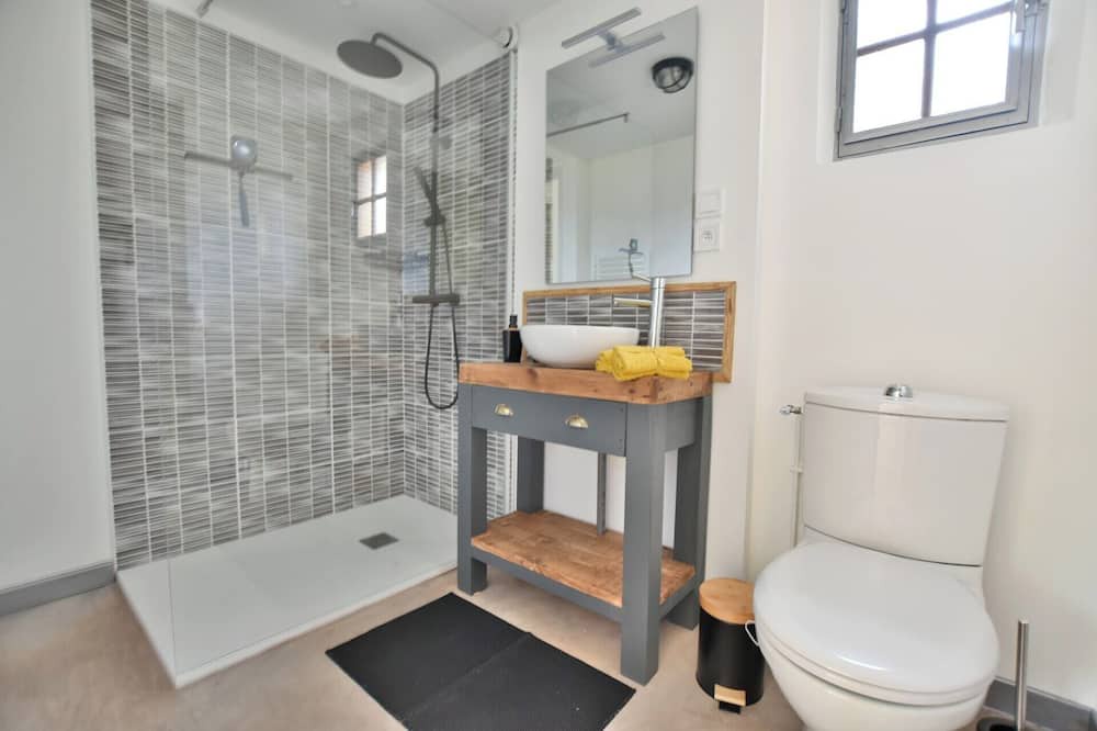 Photo of Bathroom in Epagne-Epagnette