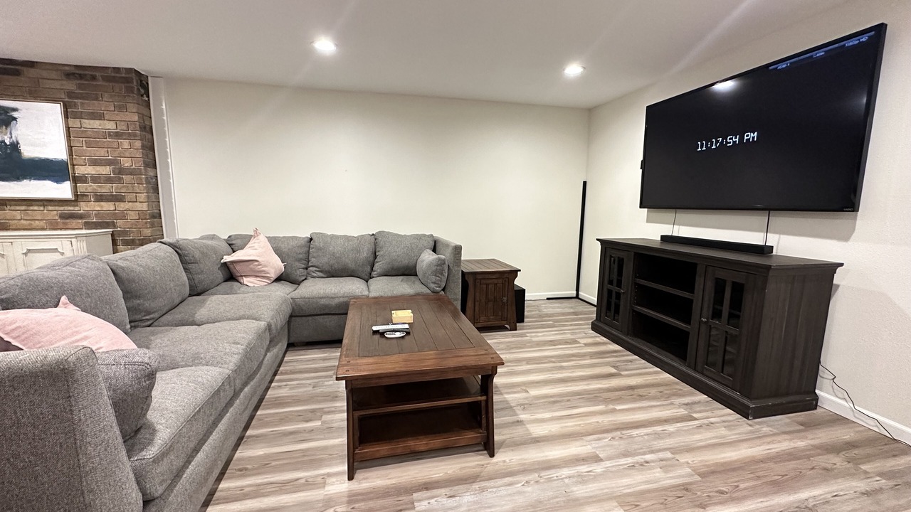 Photo of Livingroom in Brookline Station