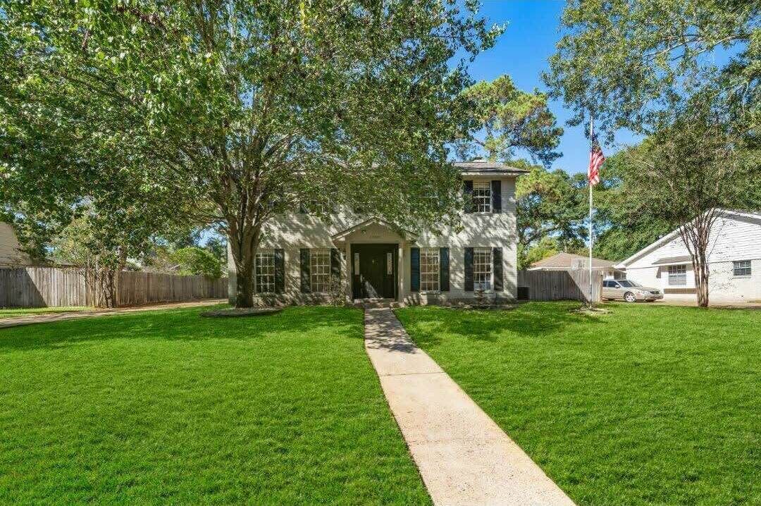 Photo of Outdoor in Oak Ridge North
