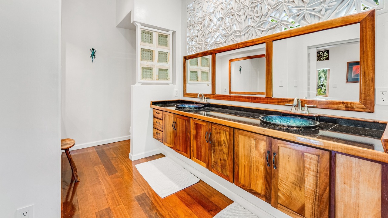 Photo of Others in Honokaa