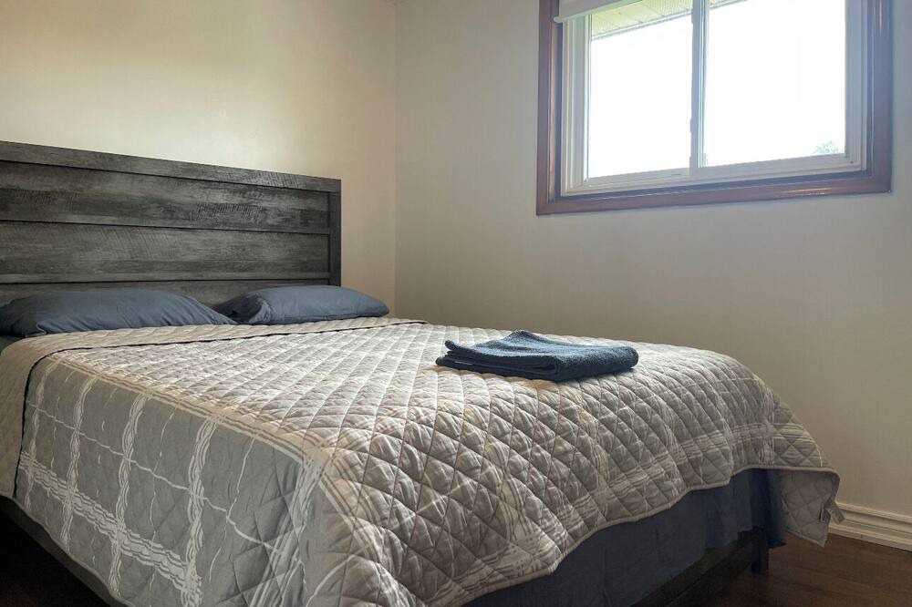 Photo of Bedroom in Trenton