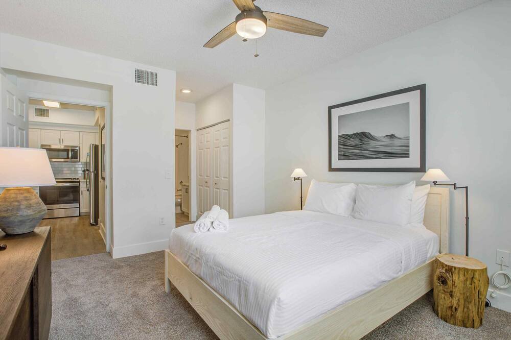 Photo of Bedroom in Miramar