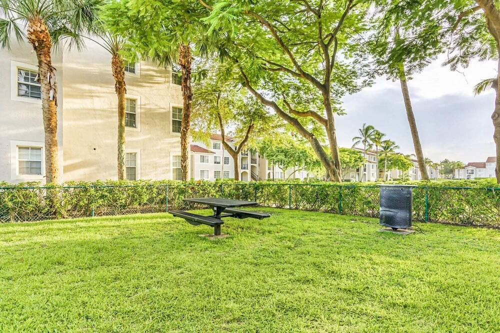 Photo of Outdoor in Miramar