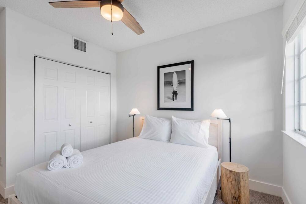 Photo of Bedroom in Miramar