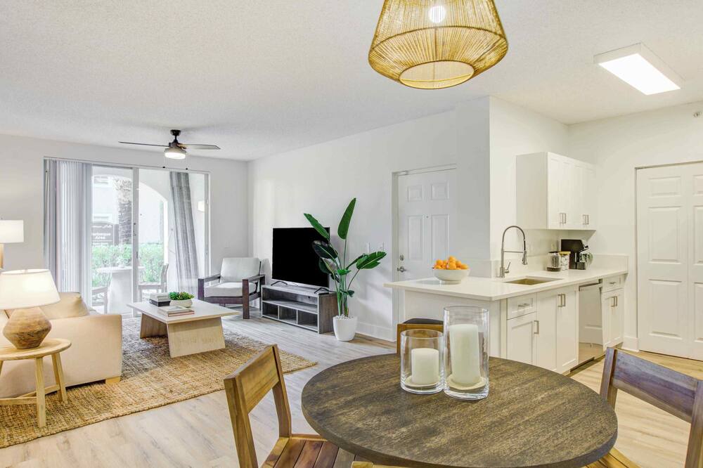 Photo of Livingroom in Miramar