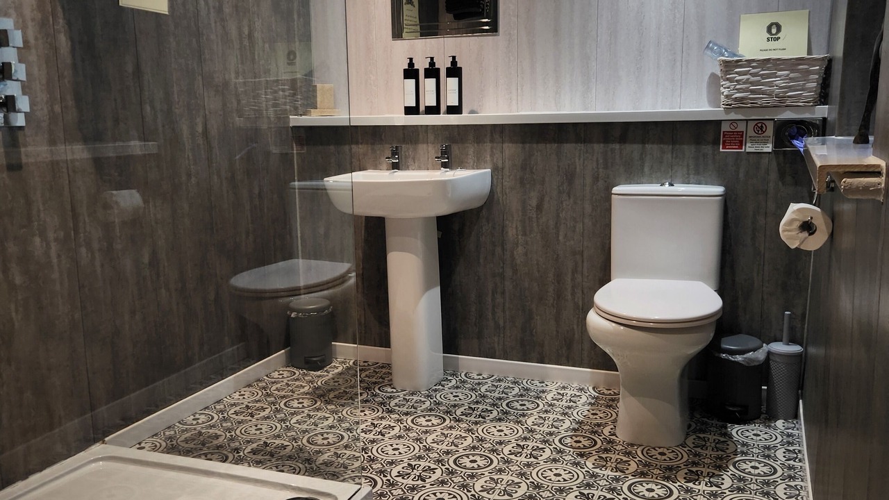 Photo of Bathroom in Sandsend