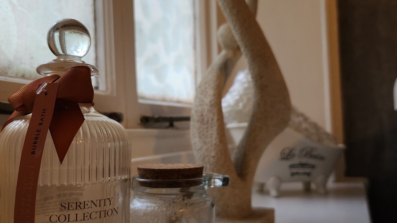 Photo of Bathroom in Sandsend