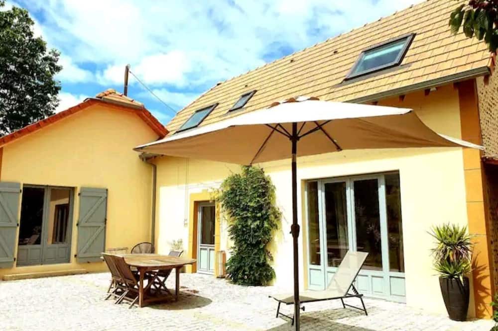 Photo of Outdoor in Samsons-Lion