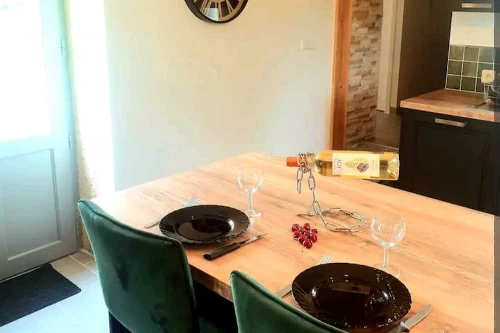 Photo of Others in Samsons-Lion