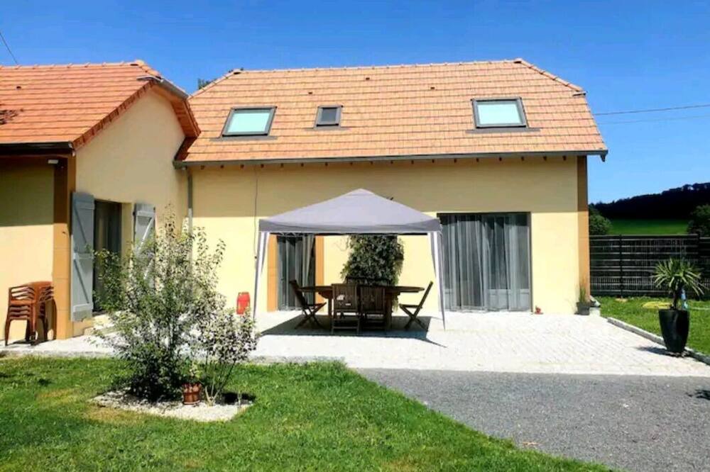 Photo of Outdoor in Samsons-Lion