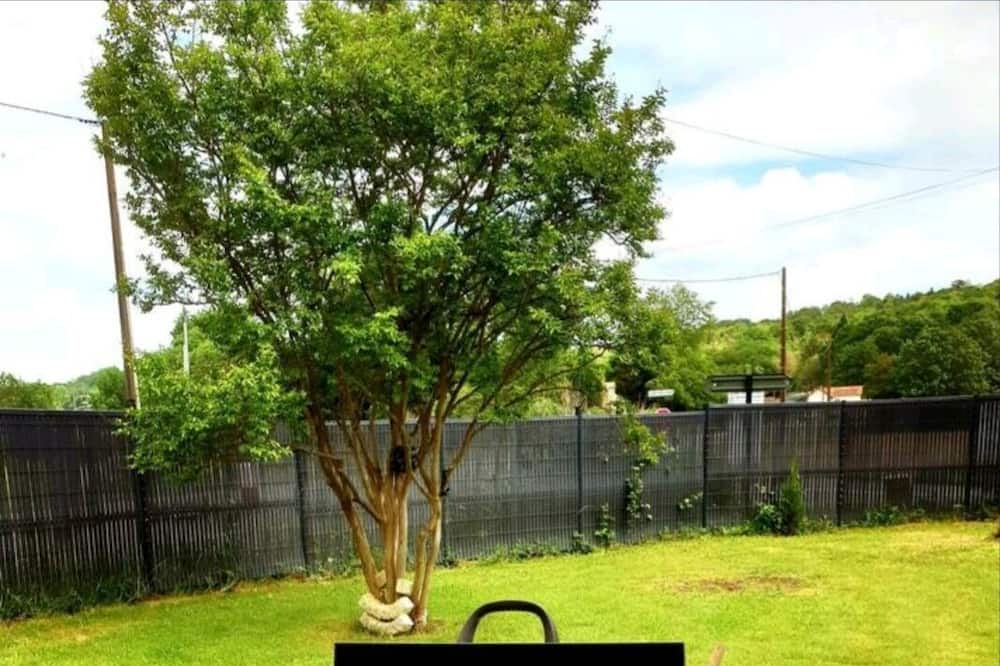 Photo of Outdoor in Samsons-Lion