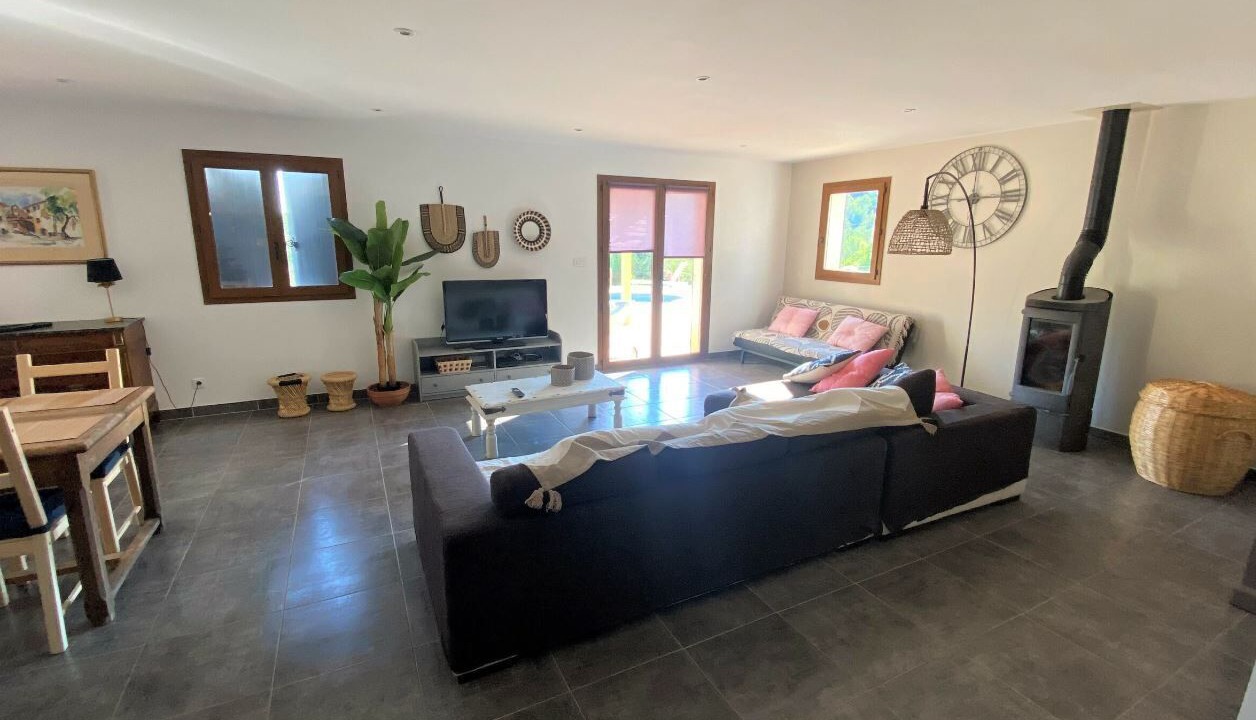 Photo of Livingroom in Tourtour