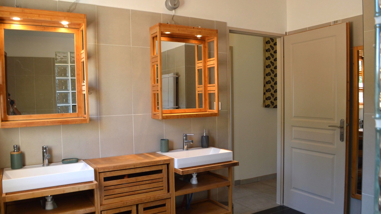 Photo of Bathroom in Tourtour