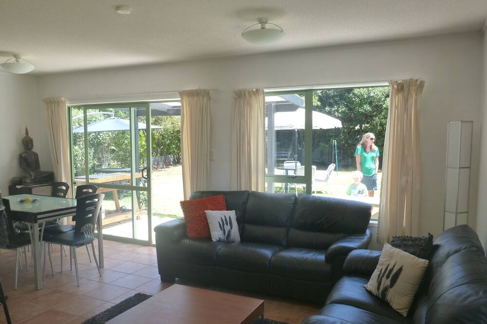Photo of Livingroom in Matapouri