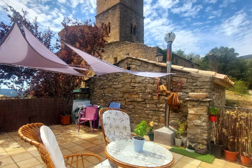 Photo of Patio Balcony in Rodellar
