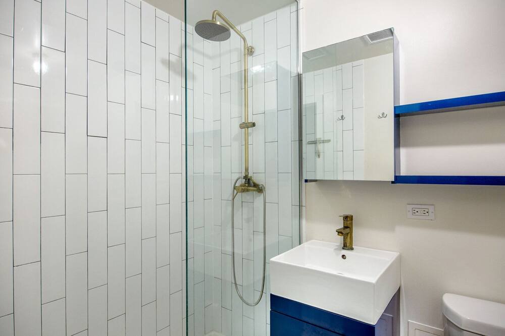 Photo of Bathroom in Uptown