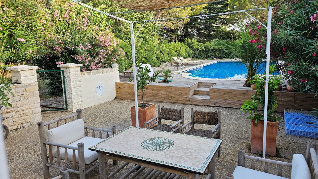 Photo of Outdoor in Lamotte-du-Rhone