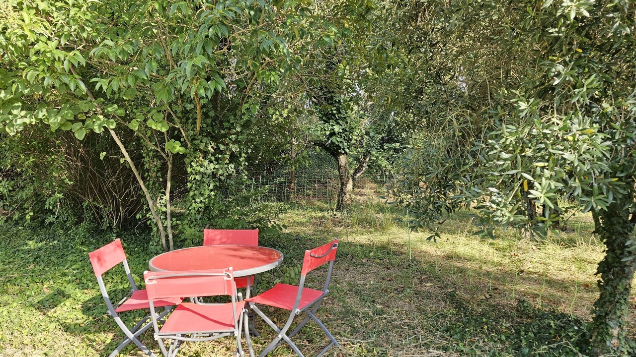 Photo of Outdoor in Lamotte-du-Rhone