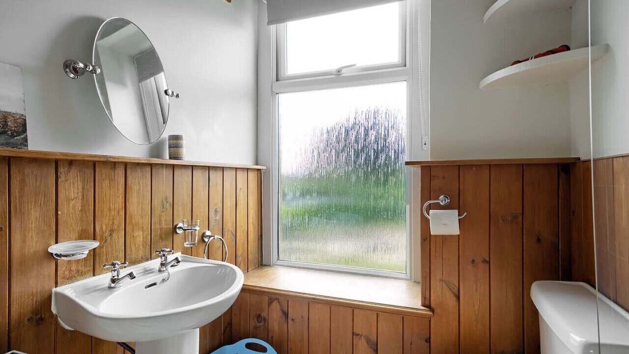 Photo of Bathroom in Simonstone