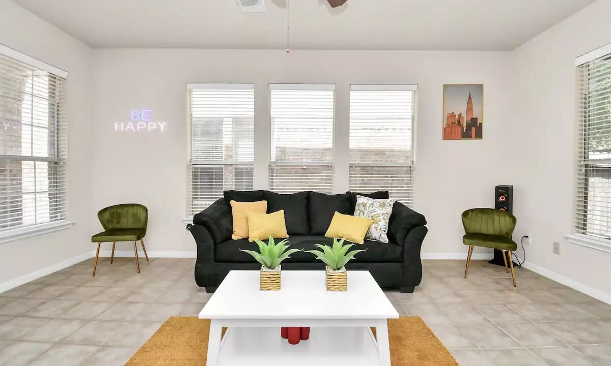 Photo of Livingroom in Fairbanks
