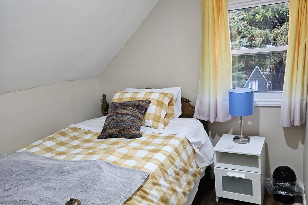 Photo of Bedroom in Dunsford